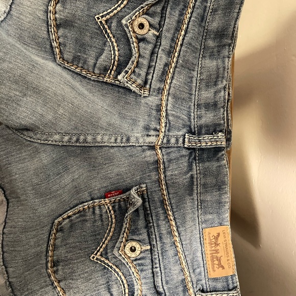 Levi’s shorts size 14 reg - Picture 3 of 3